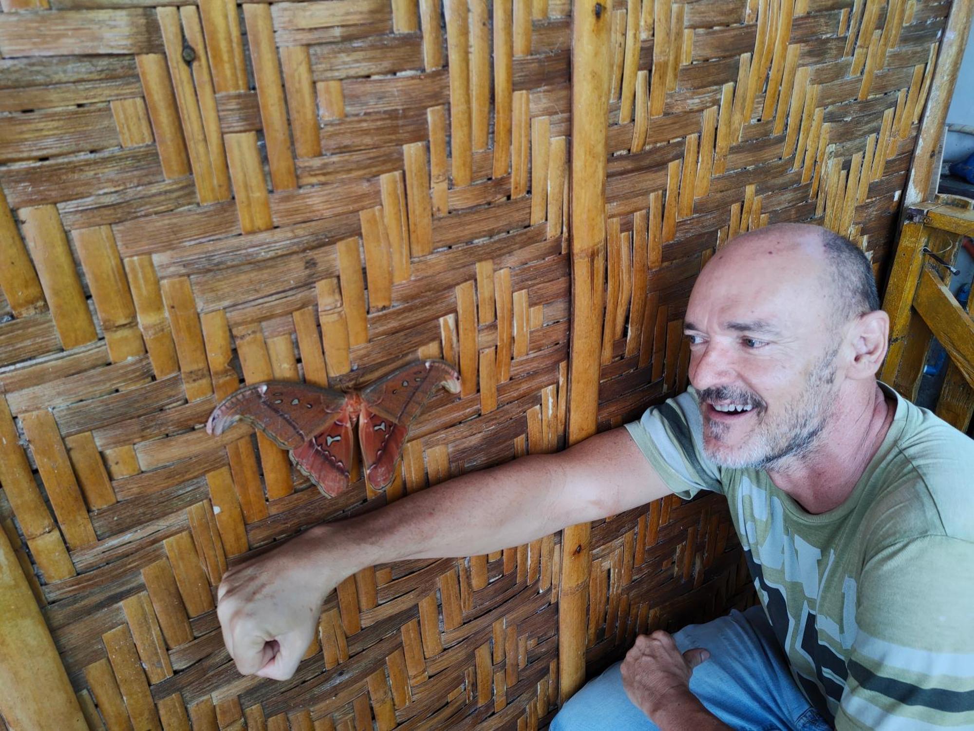 The Balcony Of The Camiguin Island Apartment Мамбаджао Екстериор снимка
